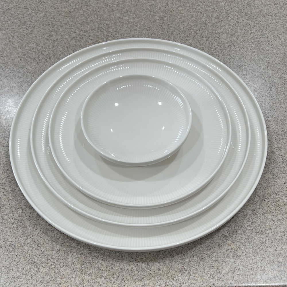 Afina dinner plate set 4 Premium Porcelain